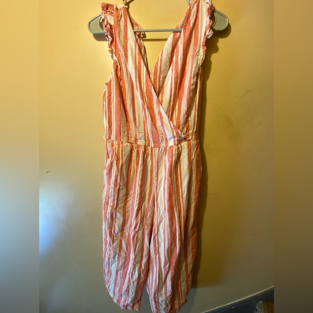 Of navy jumpsuit, coral and white